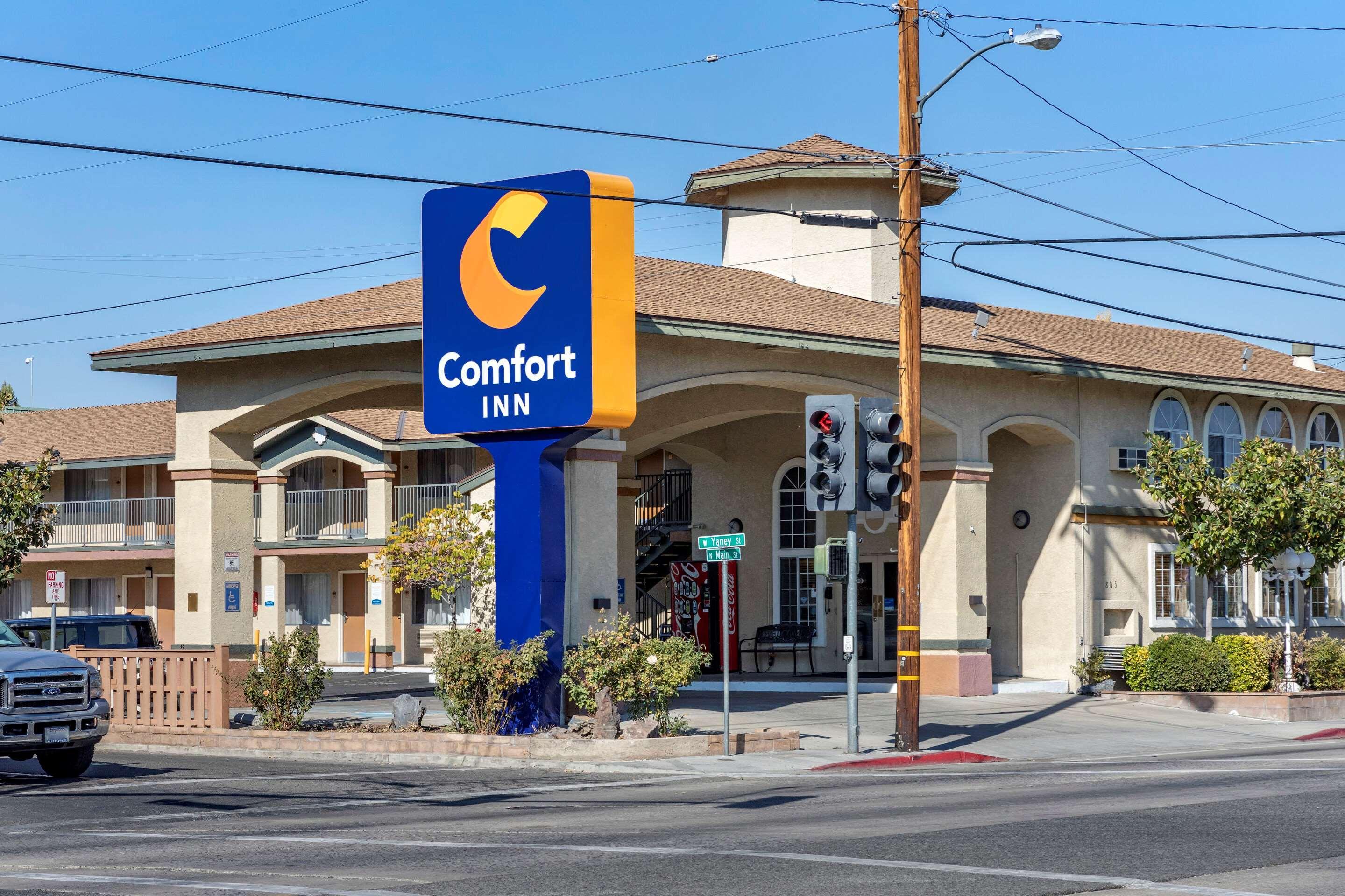 Comfort Inn Bishop Exterior photo